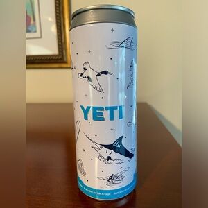 YETI Slim Stash Can. Limited Edition. Hide A Can Storage Small Dent